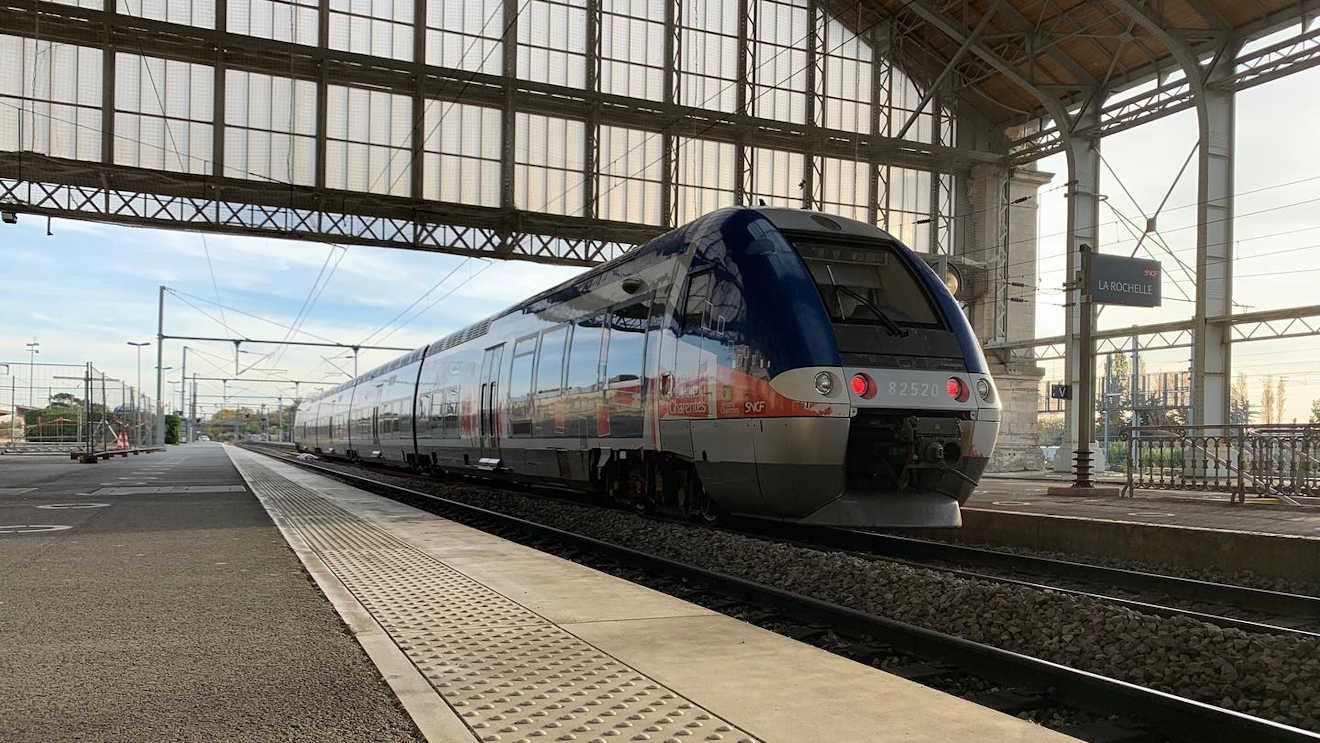 gare la rochelle tgv