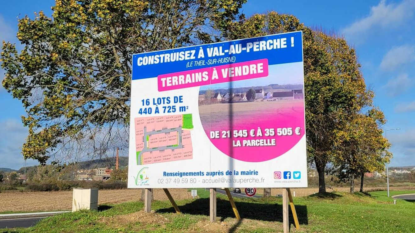 2015 Courtesy of Aires Mateus - Design & Build of a Hotel in Lisbon, Portugal property renovation france bathroom