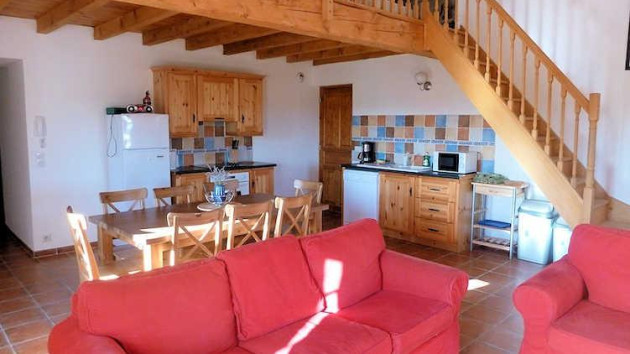 Nimes long term rentals France