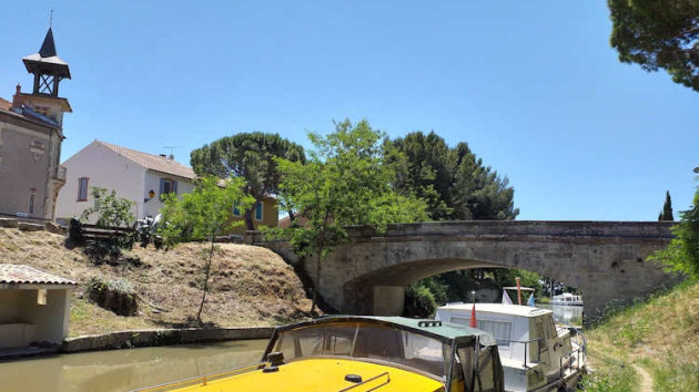 Long term rental Carcassonne French cottage rent long term narbonne